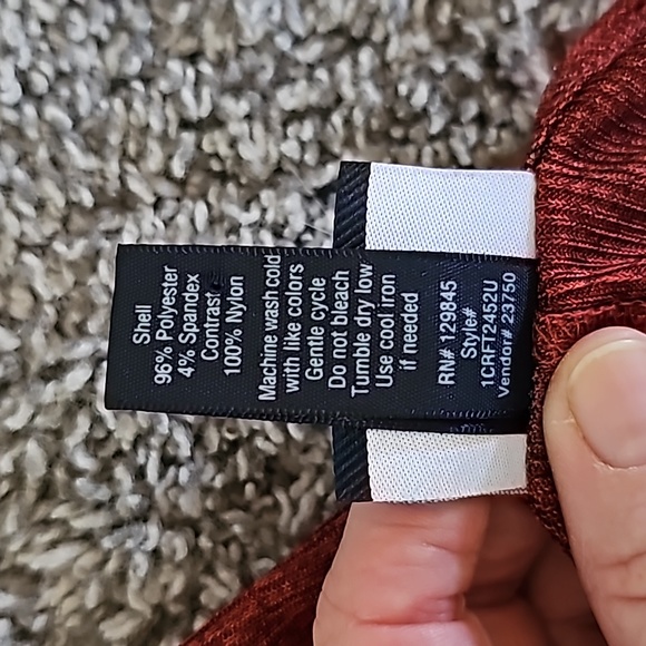 STUNNING DAYTRIP WOMENS EYELASH LACE V NECK COLD SHOULDER EVENING TOP - Picture 11 of 12